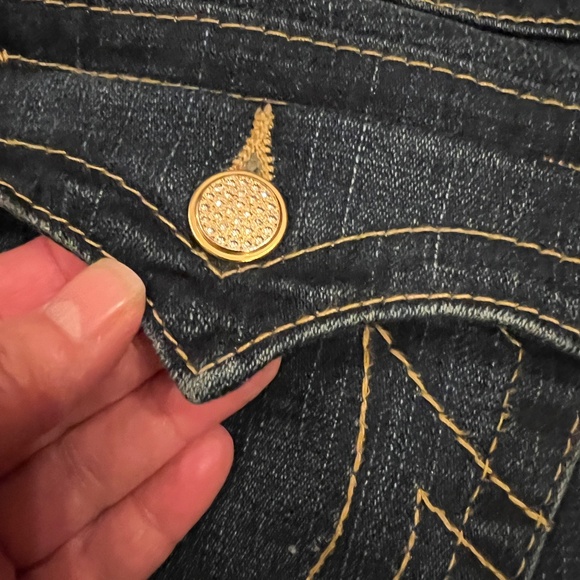 EUC Women's True Relgion Becky Bootcut Jeans Swarovski Crystal Buttons Size 28 - Picture 5 of 9